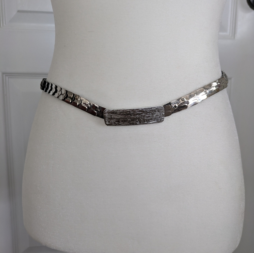 Vintage Silver Tone Fish Scale Elastic Stretch Belt 26"